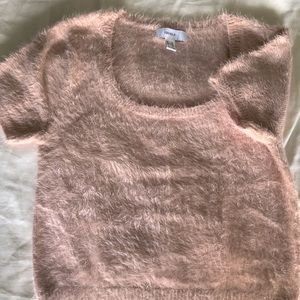 Short sleeve fuzzy sweater